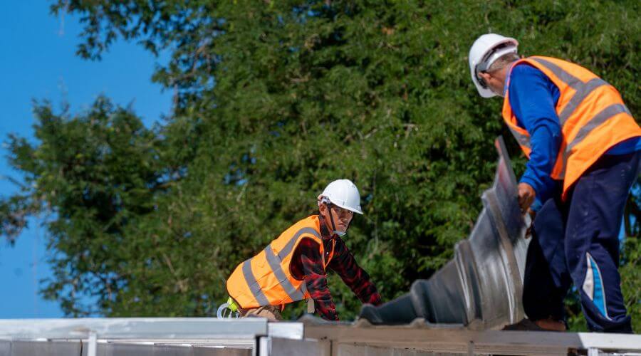 Professional residential roofers in Blossom, TX